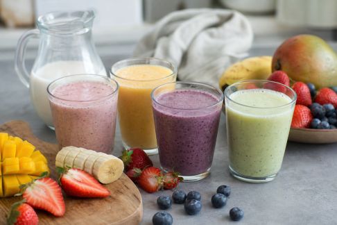 Jus lactés : idées pour mixer fruits et lait végétal sans faute