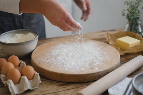 Pâtisserie maison : les gestes de base pour réussir dès la première fois