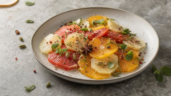 Bien associer agrumes et épices dans vos salades saisonnières